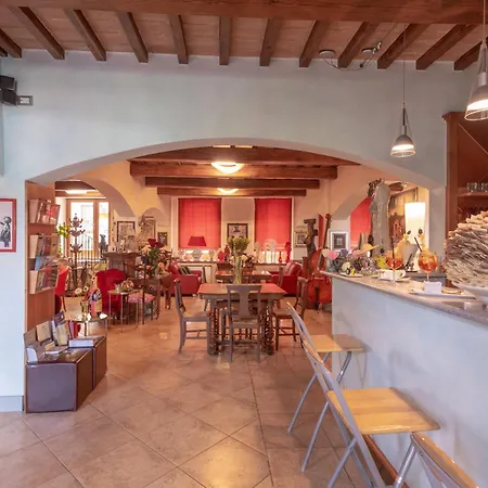 Boutique Al Grappolo D'oro 3* Torgiano