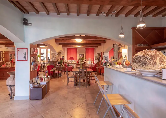 Boutique Al Grappolo D'oro 3* Torgiano